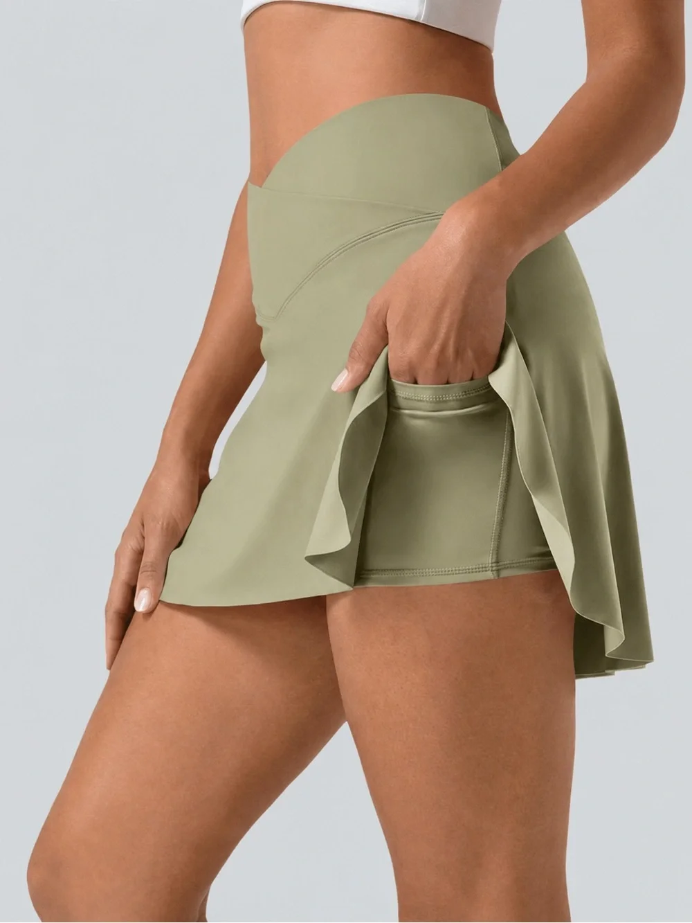 Halara Everyday SoftlyZero Airy Crossover Pocket Cool Touch Mini Skirt small